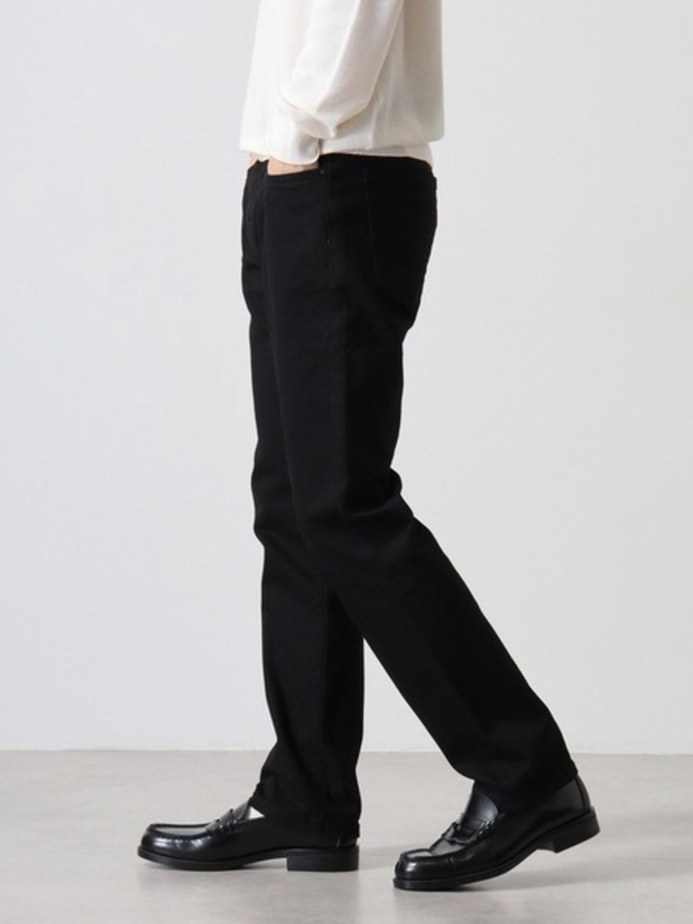 Guess Men's Del Mar Slim Straight Black Jeans 30x32